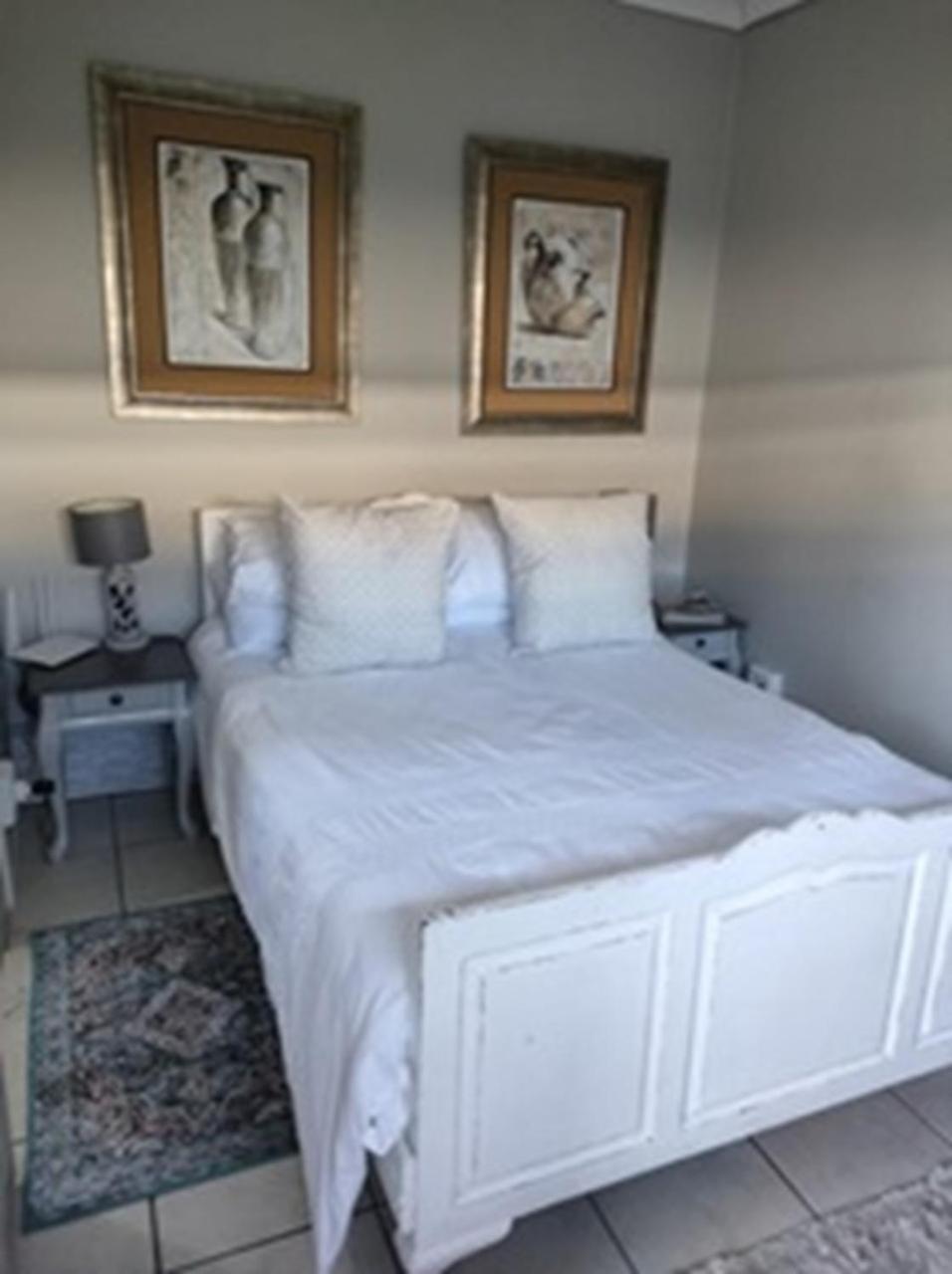 Stonehenge Cottage Oudtshoorn Ngoại thất bức ảnh
